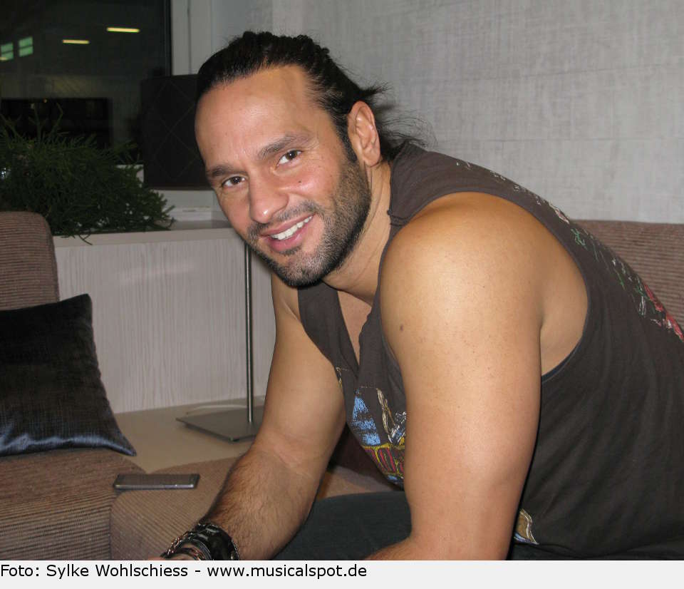 Sasha Di Capri im Interview mit MusicalSpot. sasha di capri 02