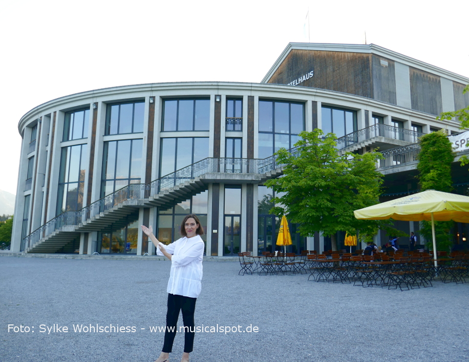 suzan zeichner festspielhaus 01