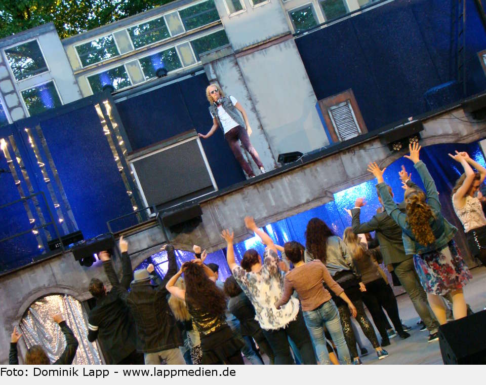 saturday night fever 09